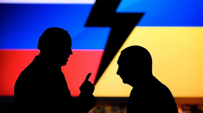 مترجم: هل تتسبب حرب أوكرانيا في انتشار «الديمقراطية الغربية» في شرق أوروبا؟