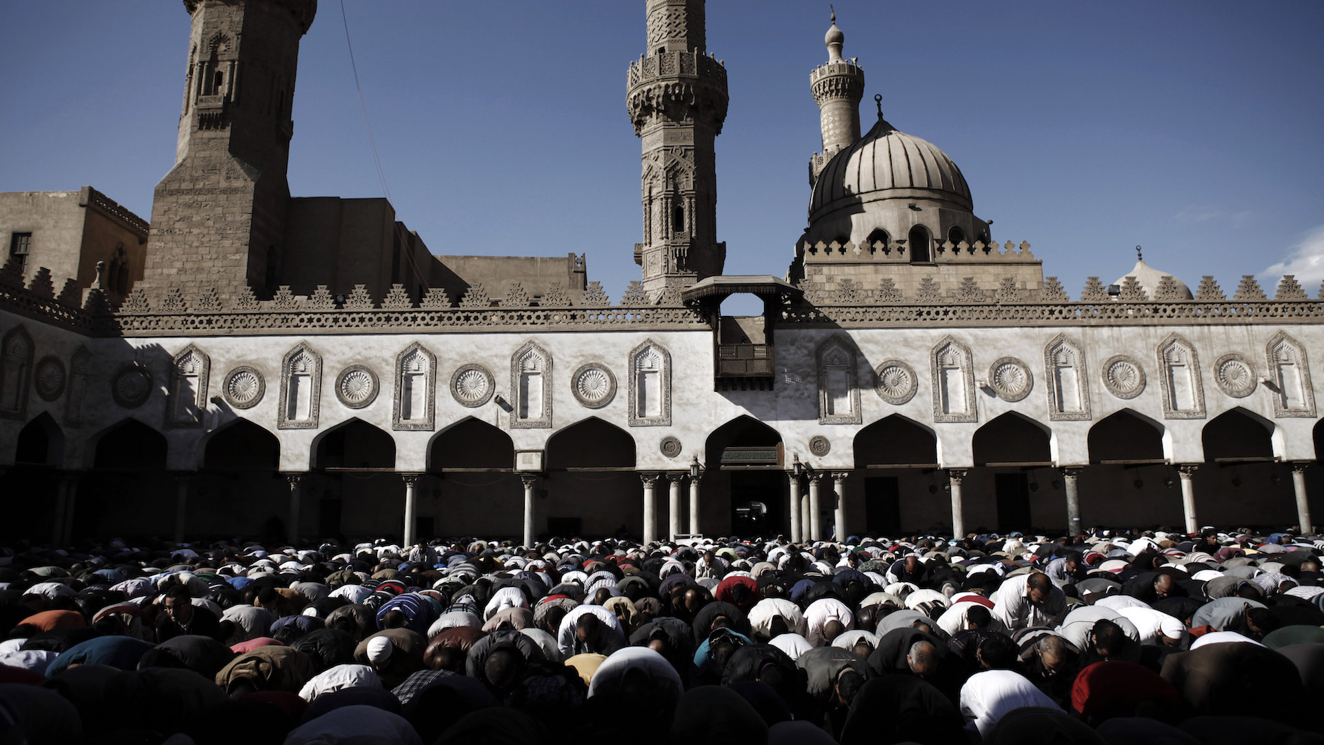 محمد عبد القدوس يكتب : علامة إستفهام حول غلق الجوامع