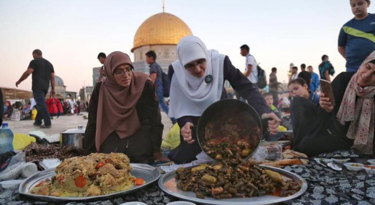 بكر ابو بكر يكتب: من الأرض والثوب حتى الفلافل ثم ورق العنب!