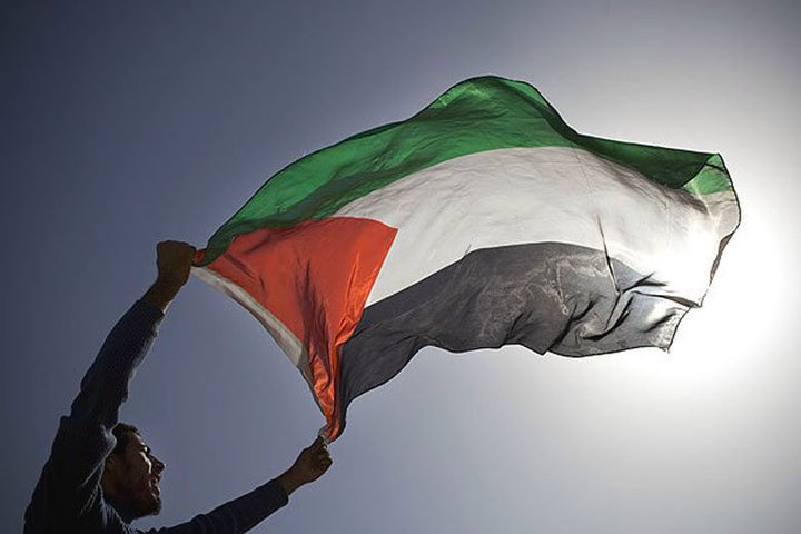 تقدير إستراتيجي يعرض المسارات المحتملة للوضع الفلسطيني ويرجح استمرار الانقسام على المدى القريب