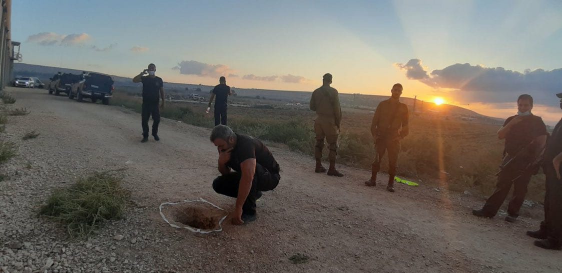 سلطة سجون الاحتلال الإسرائيلية: فرار 6 أسرى فلسطينيين من سجن الجلبواع