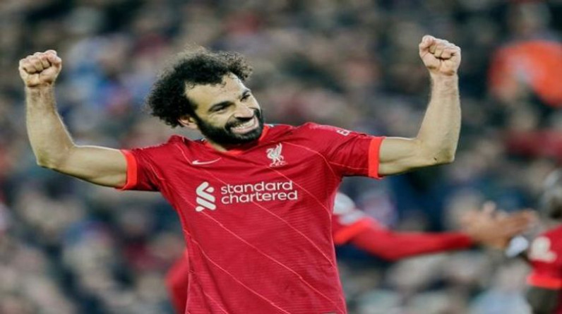 محمد صلاح يتصدر.. أشهر 10 لاعبين أفارقة على السوشيال ميديا