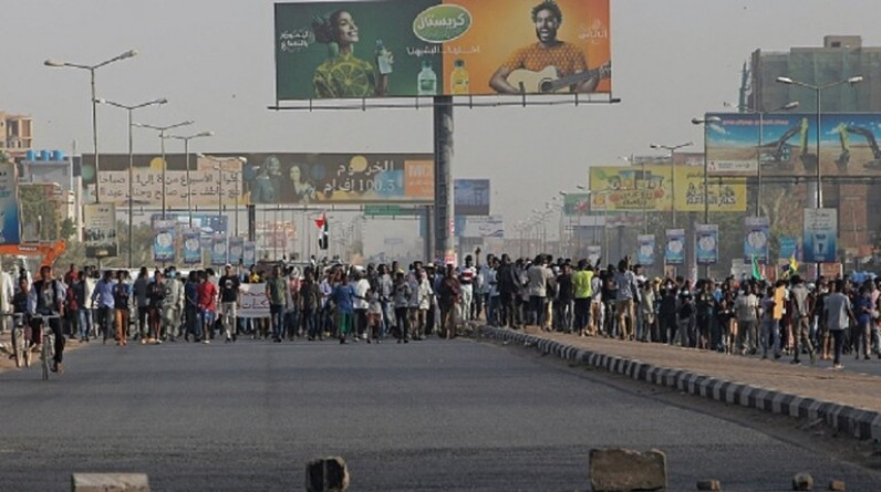 السودان.. دعوات للعصيان المدني عقب عيد الفطر