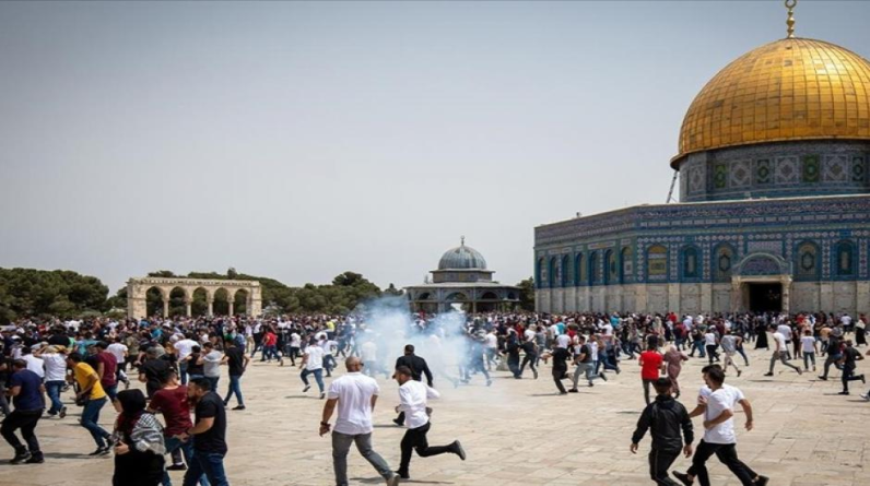 د. ناصر محمد معروف يكتب: شهر رمضان وأعياد الفصح متضادان يقربان من الإنزلاق