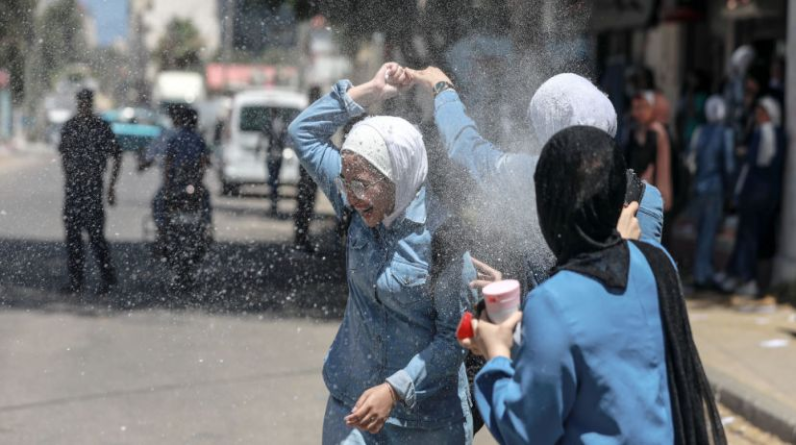 مصطفى الصواف يكتب: الخميس يوم فرح للجميع فاجعلوه يوما جميلا