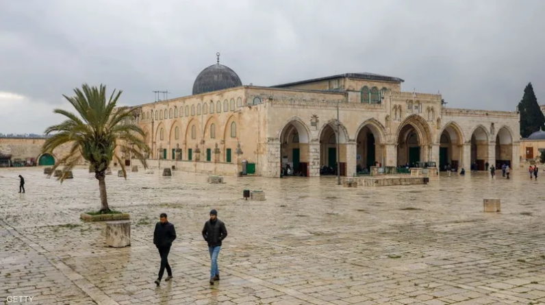 عزات جمال يكتب: في ذكرى إحراق الأقصى .. أرادوا تغييب المنبر كشاهد على التحرير