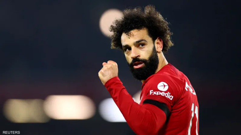 البقاء أم الرحيل؟.. محمد صلاح يُبلغ ليفربول بقراره النهائي