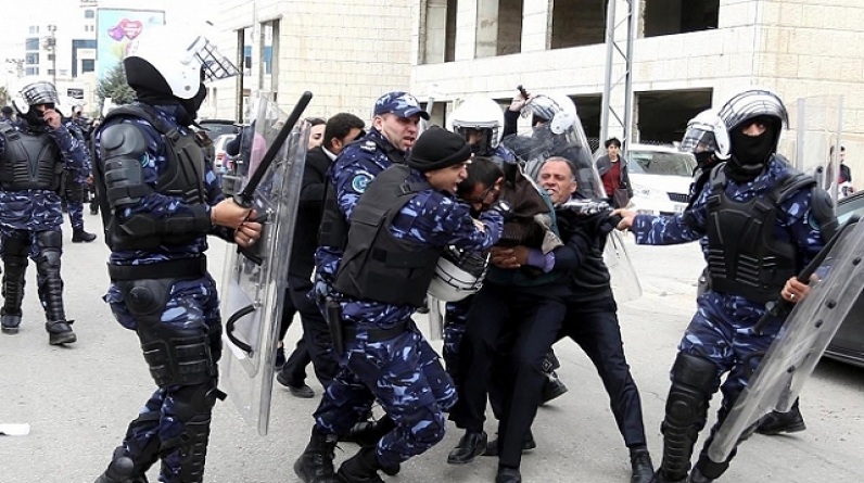 مصادر إسرائيلية: غالانت لم يصادق على نقل أي أسلحة للسلطة الفلسطينية